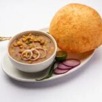 popular indian chole bhature